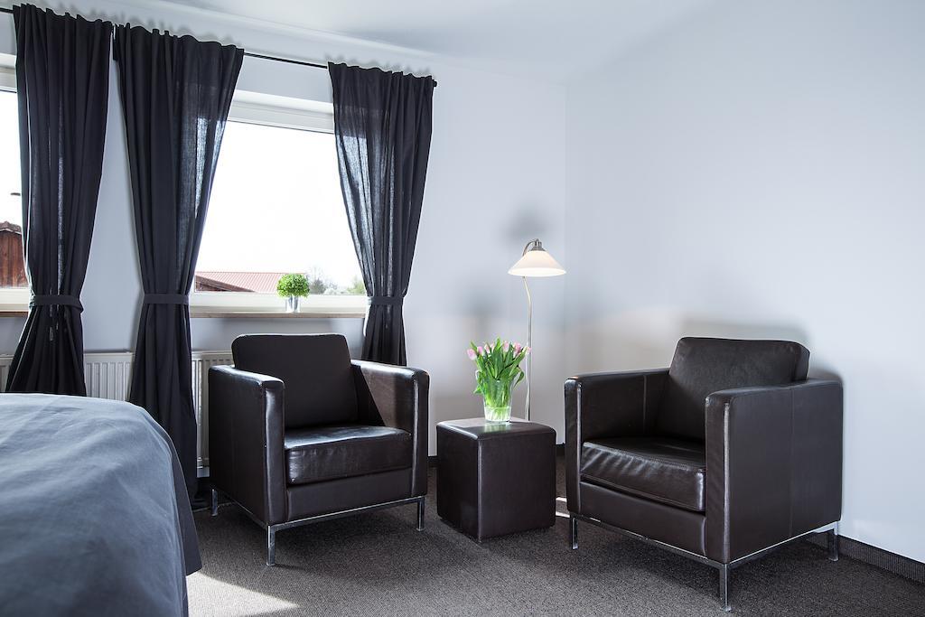 Alpenglühen Smart Hotel Olching Zimmer foto