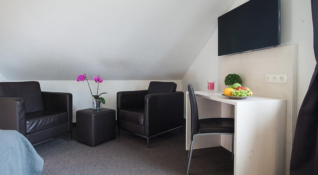 Alpenglühen Smart Hotel Olching Zimmer foto
