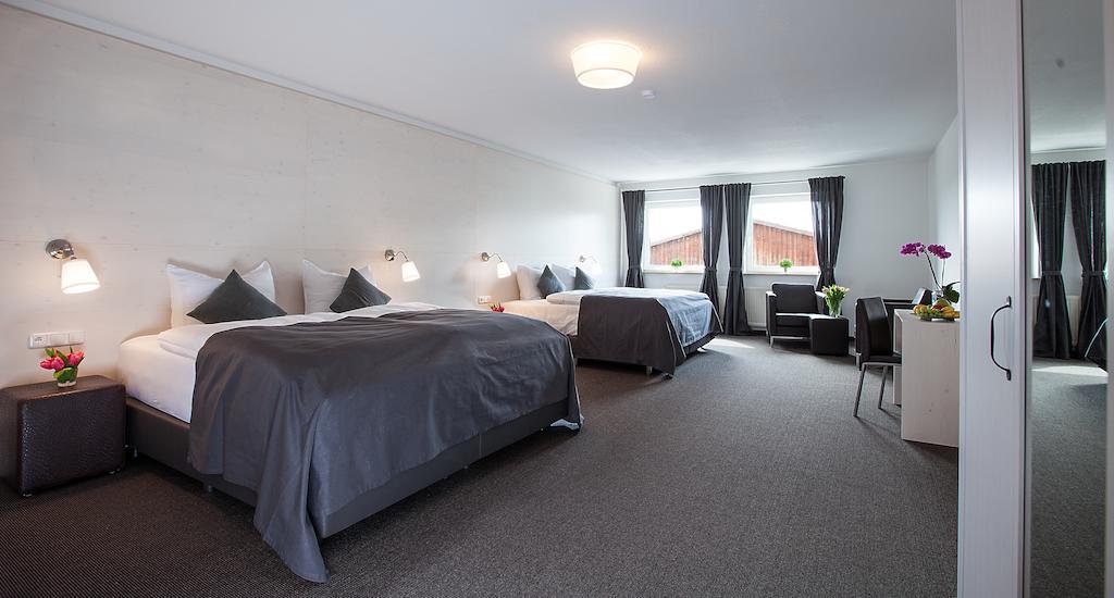 Alpenglühen Smart Hotel Olching Zimmer foto